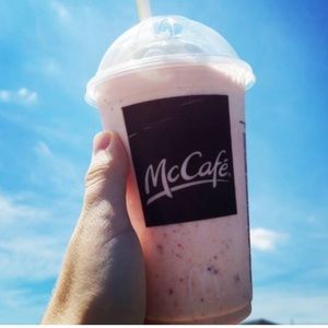 Meet your Posher, Ely